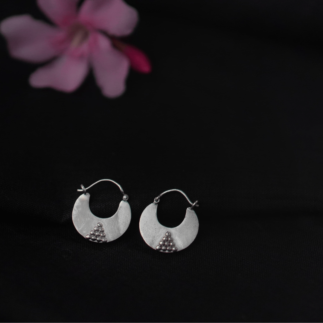 Chand Tiny Baali - Quirksmith