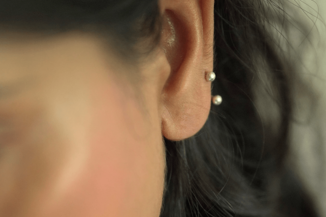 Dot Hug Earrings - Quirksmith