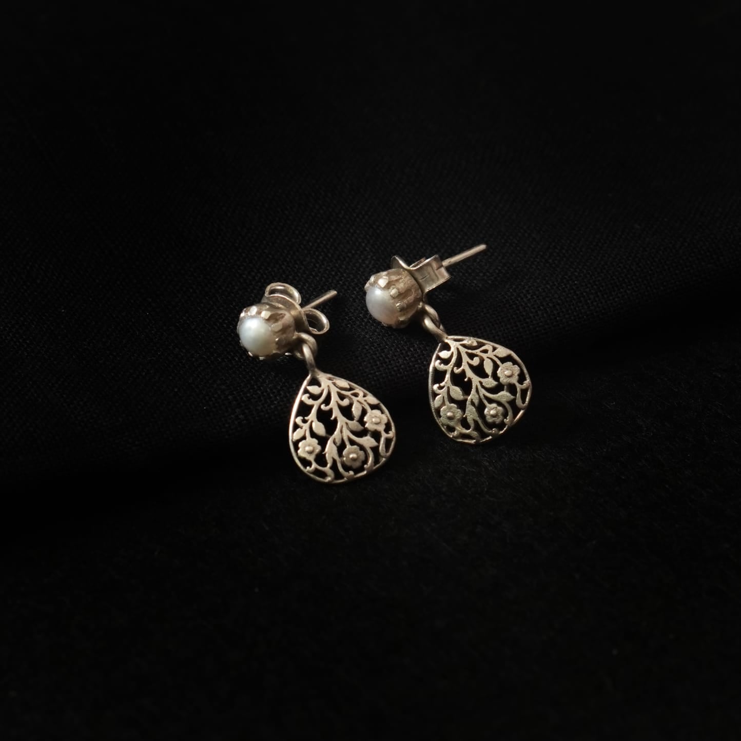 Gulistaan Dangle Earrings - Quirksmith