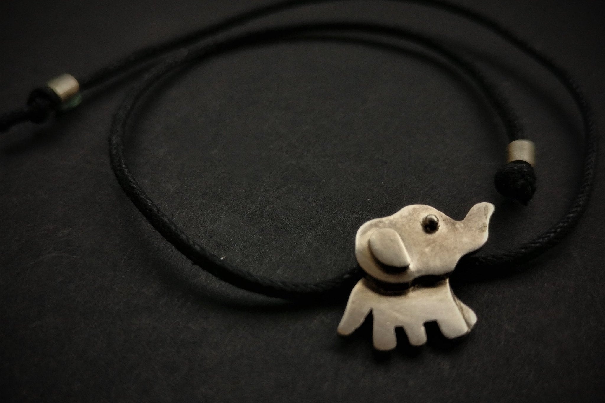 Haathi Nazarbattu (Nazariya) - String Tie - Quirksmith