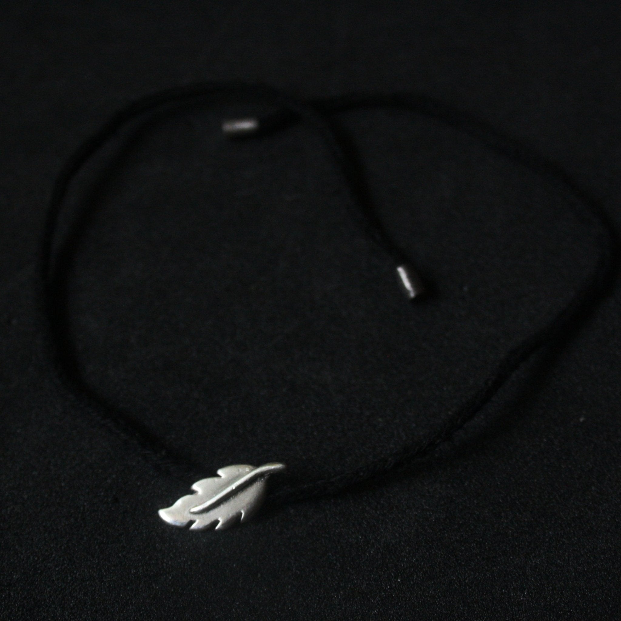 Leaf Nazarbattu (Nazariya) - String Tie - Quirksmith