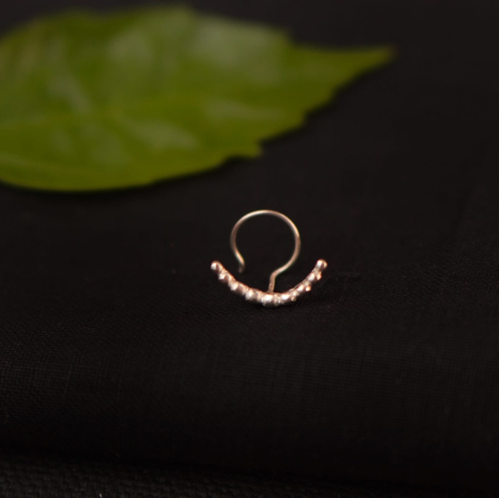 Muskaan Dot Nosepin Stud - Wire - Quirksmith