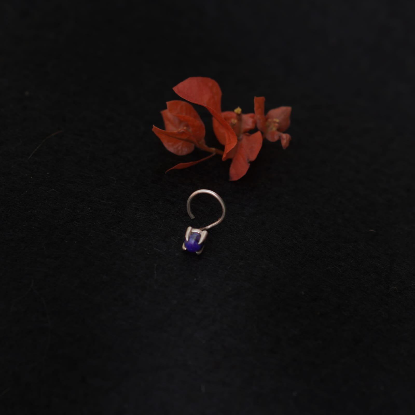 Nila Dot Nosepin Stud - Wire - Quirksmith