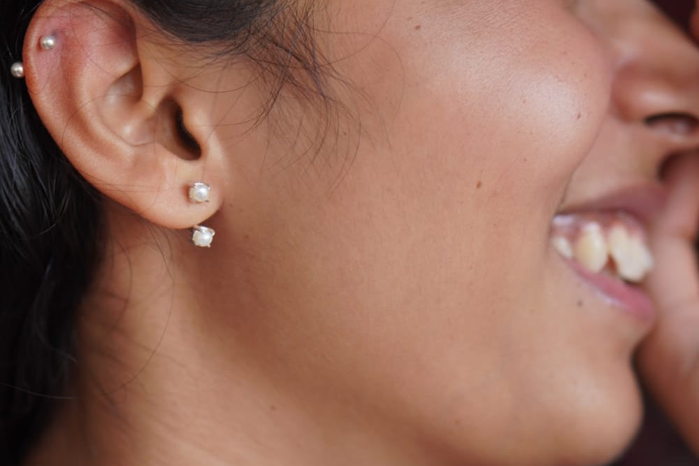 Beyond the Single Piercing: The Double Helix, Flat Helix & Forward Helix Explained 💫 - Quirksmith