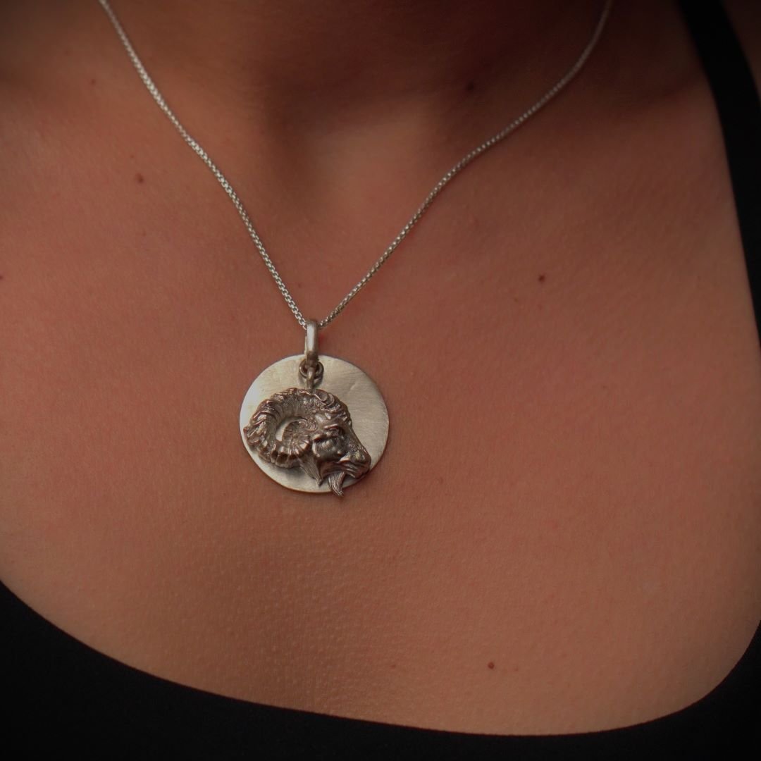 The Art of Ambition: Capricorn’s Classic Silver Aesthetic