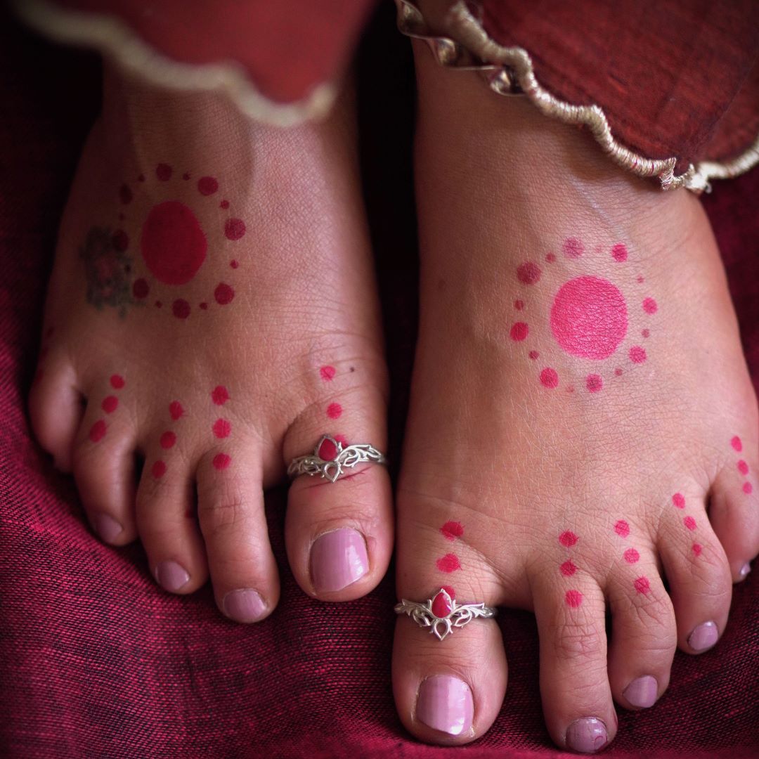 Keeping Your Bichiya Beautiful: Protecting Silver Toe Rings from Daily Life - Quirksmith