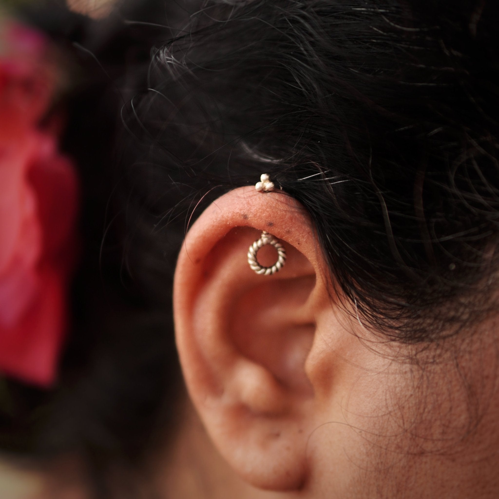 The Bugadi Glow-Up: How to Style Your Traditional Maharashtrian Helix Piercing for Modern Looks - Quirksmith