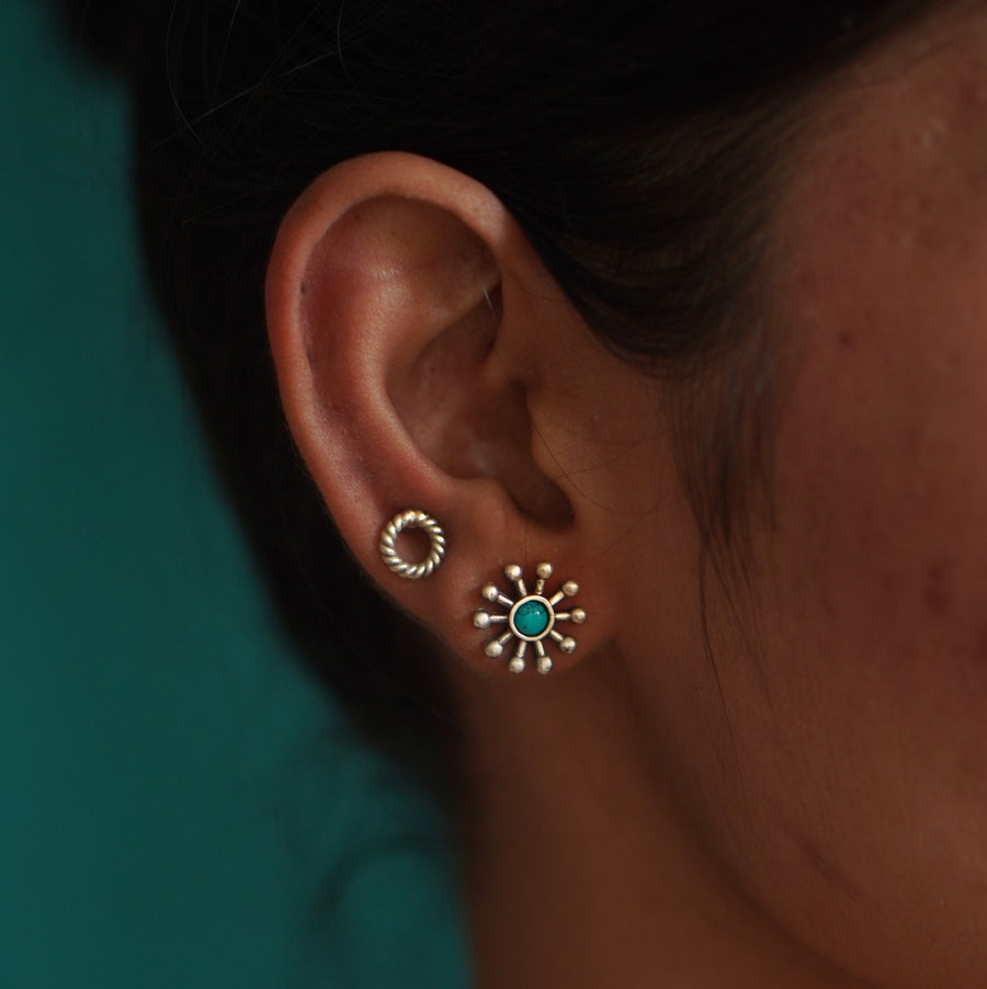 Quirky Duo Daily Earstack