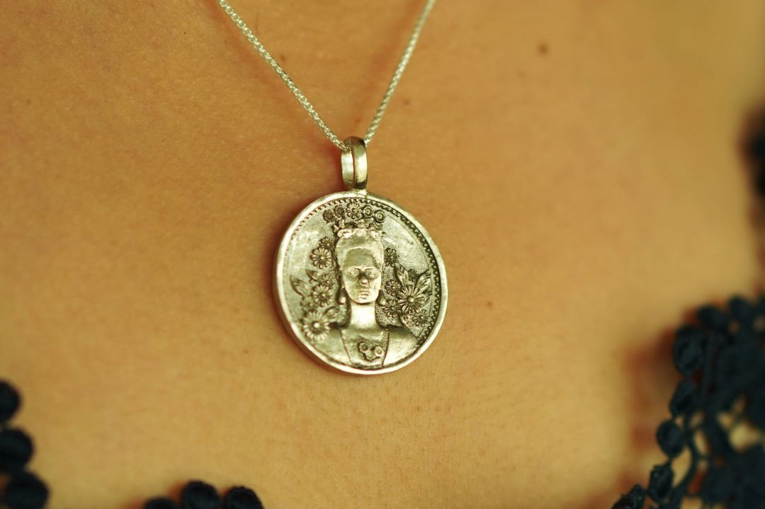 Frida Kahlo Coin Pendant - Quirksmith