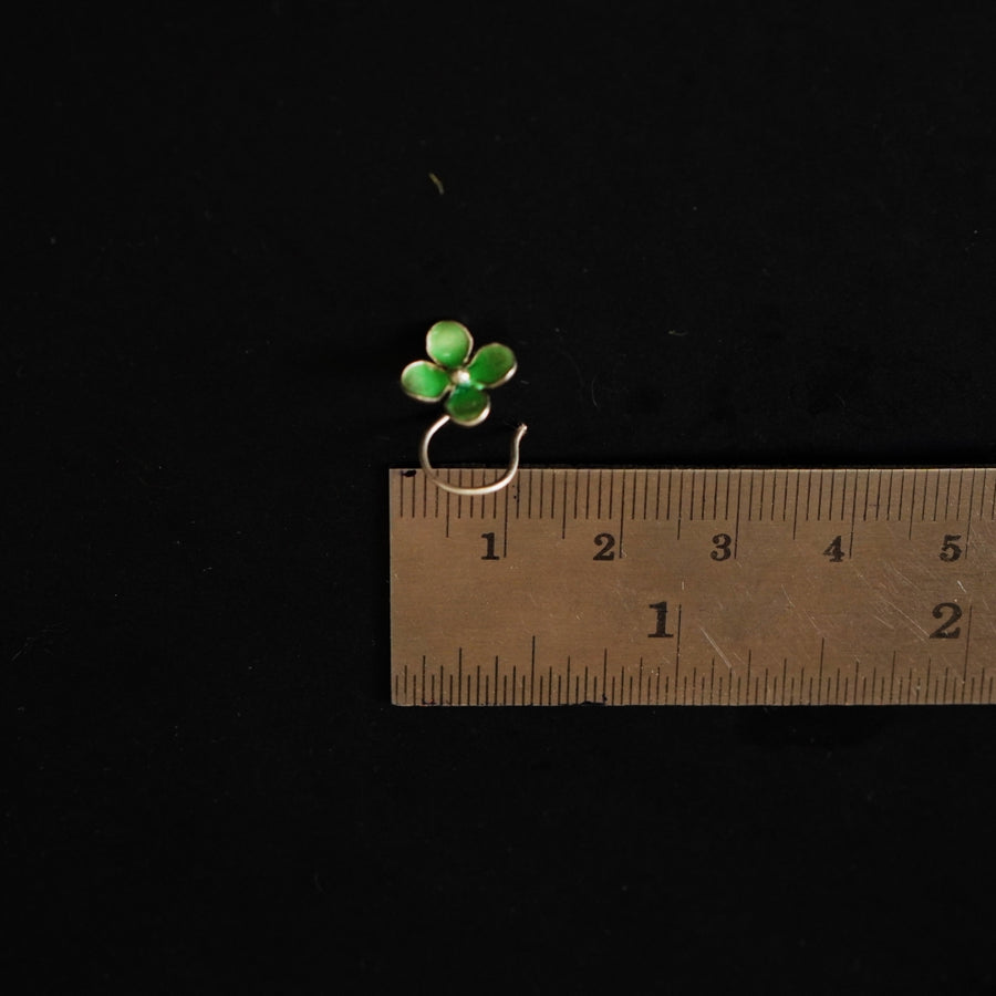 Clover Nosepin