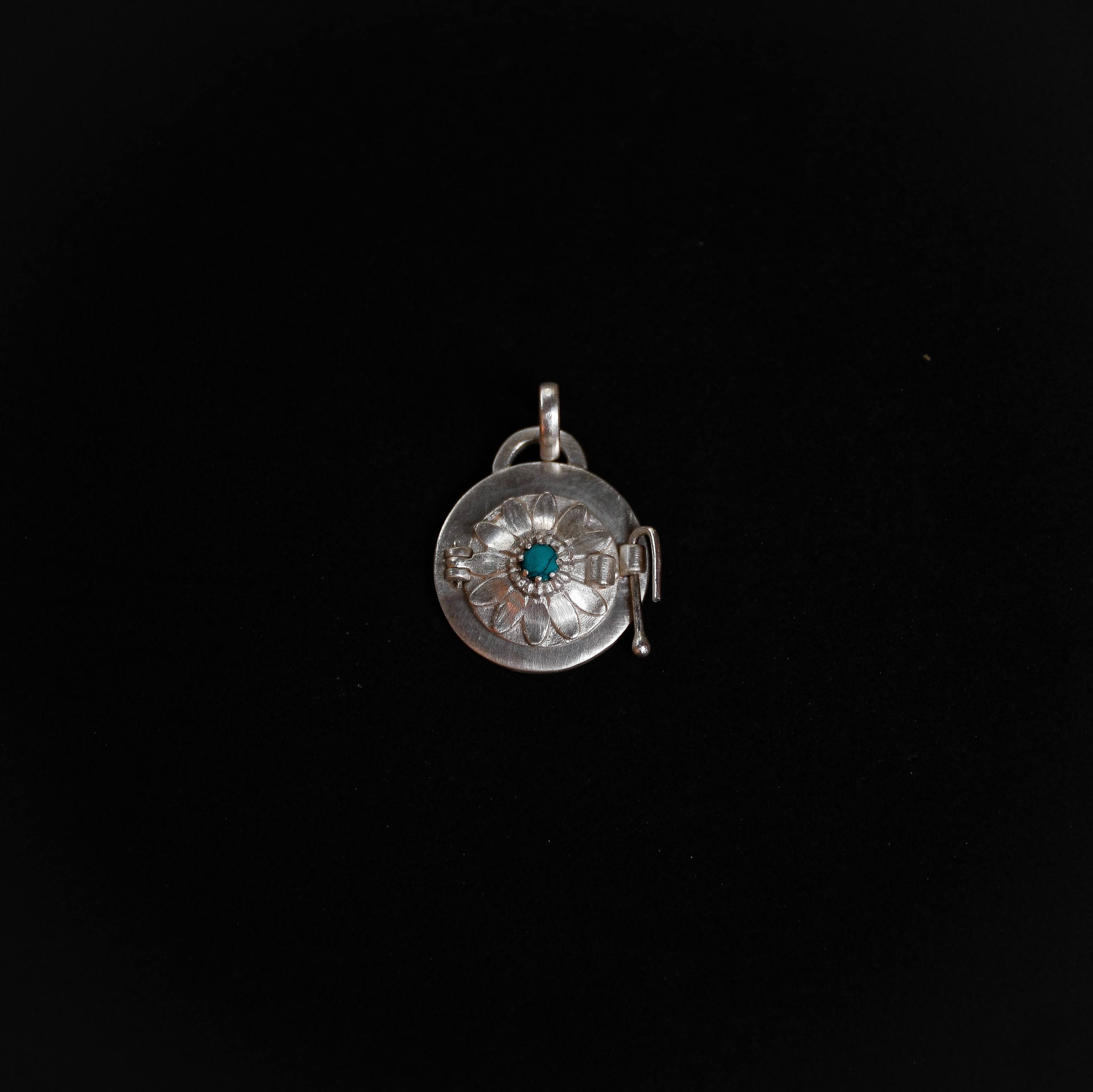 Quirksmith presents Tijori Pendant: Unlock romance with a cute gift for your girlfriend, handcrafted in 92.5 Silver.