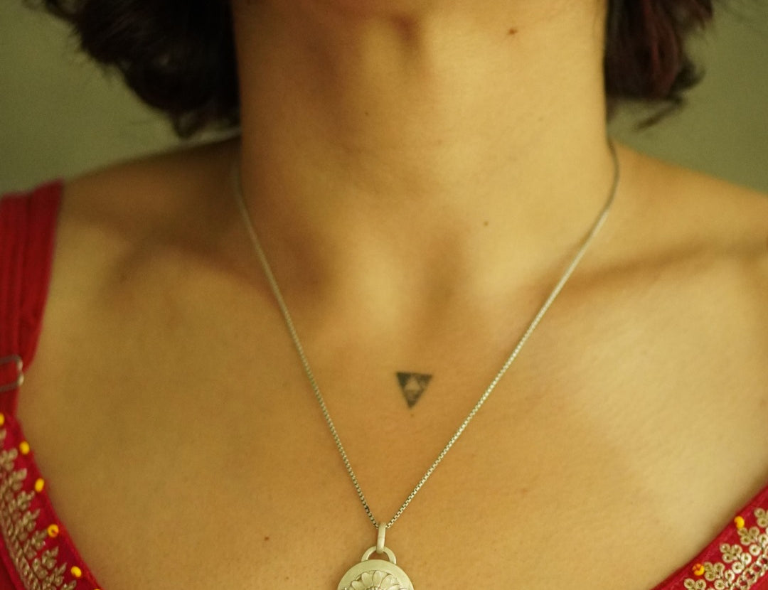 Quirksmith's Tijori Pendant: A handcrafted in 92.5 Silver, perfect for romantic birthdays and meaningful gestures.