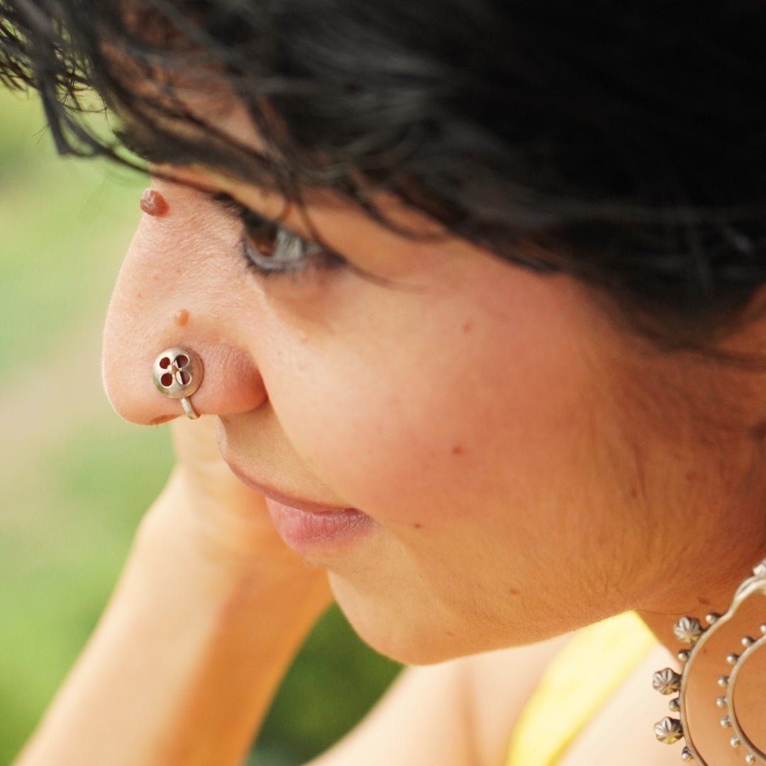 Abstract Blossom Nosepin - Clipon - Quirksmith