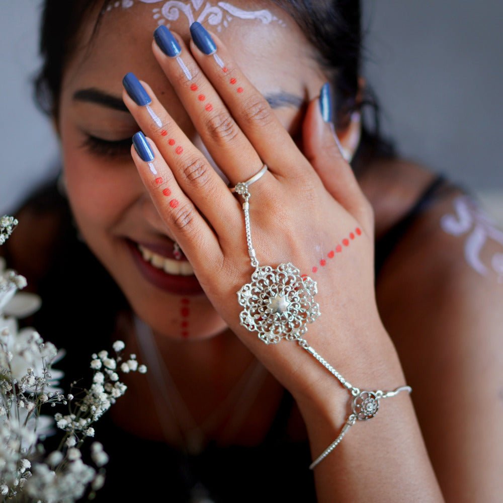 Alpona Bracelet (Haat Phool) - Quirksmith