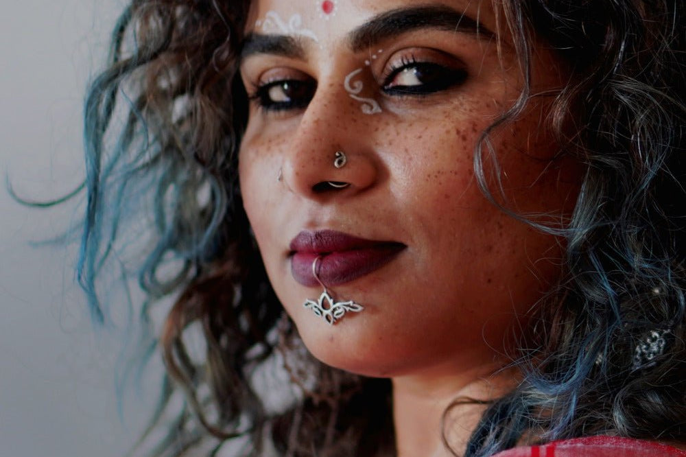 Aparajita Lip Clip - Quirksmith