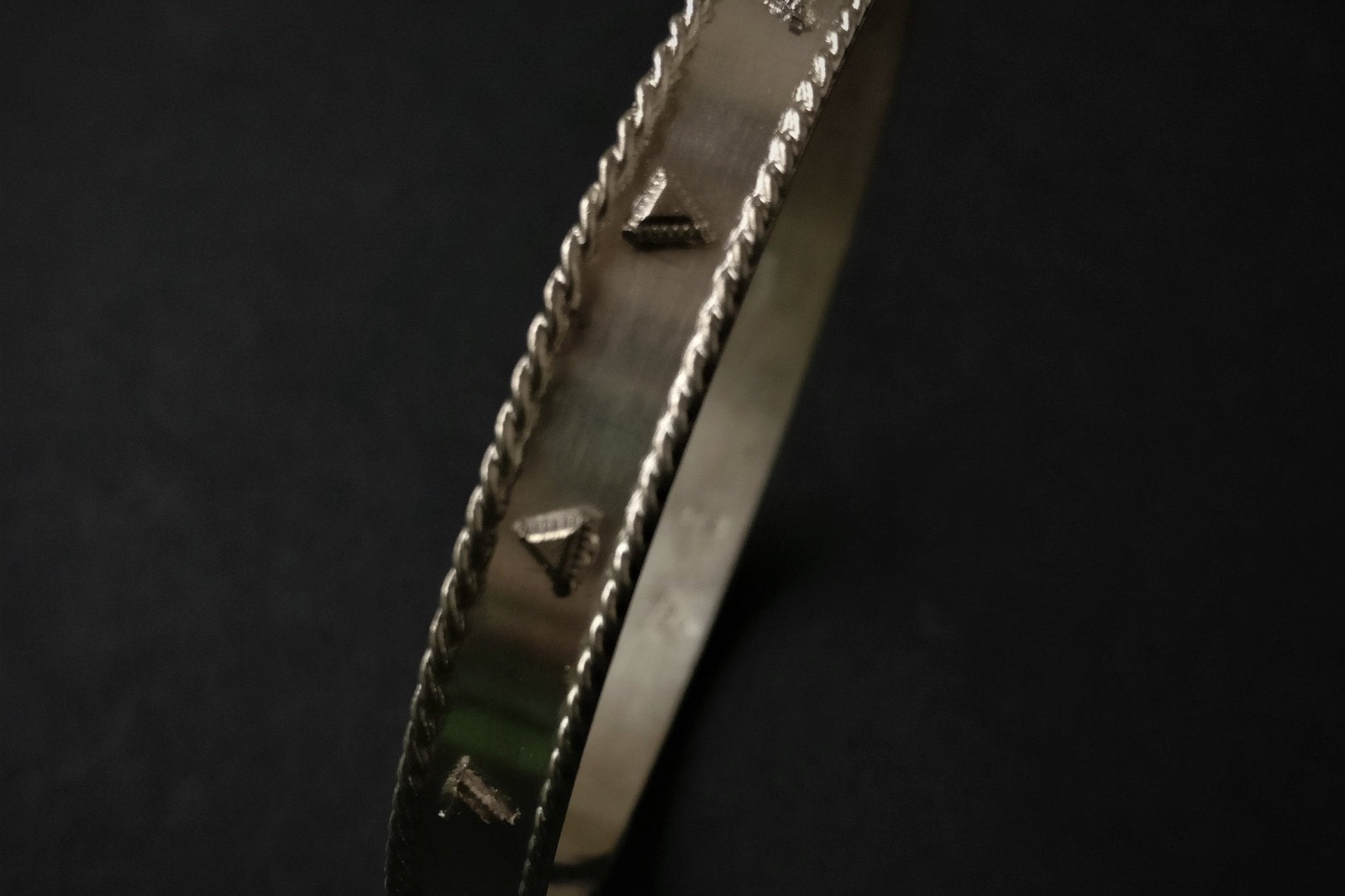 Aztec Bangle - Single - Quirksmith