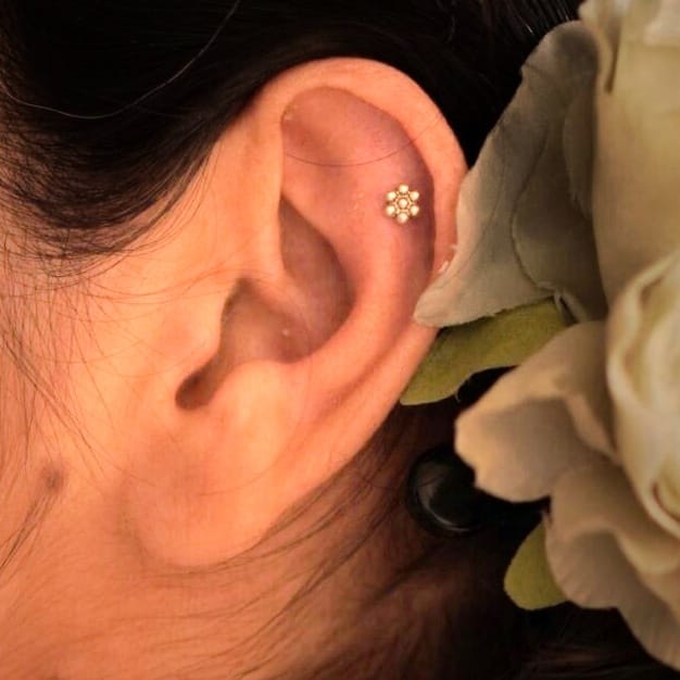 Bloom Dot Nosepin Stud