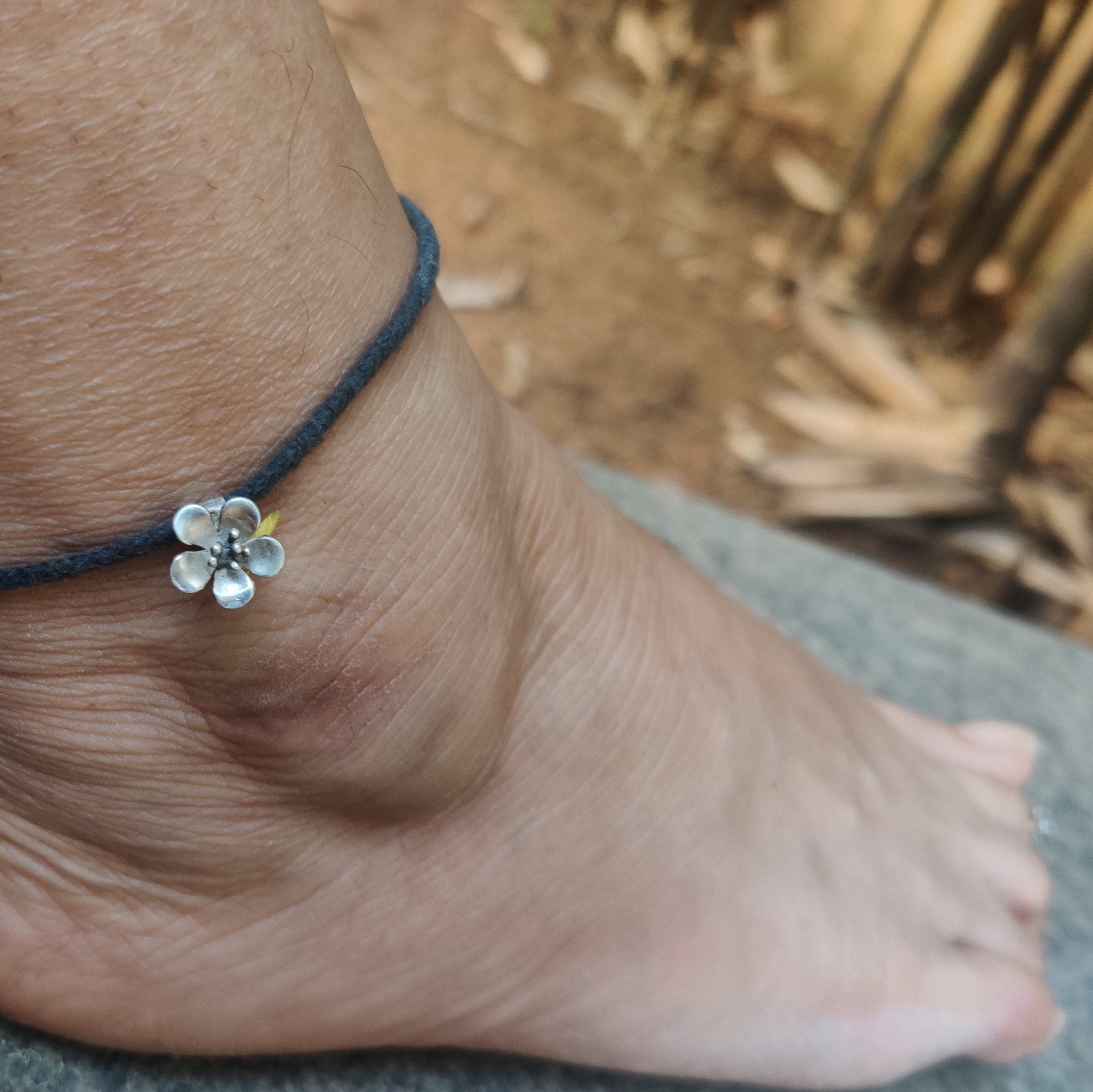 Buttercup Nazarbattu (Nazariya) - String Tie - Quirksmith