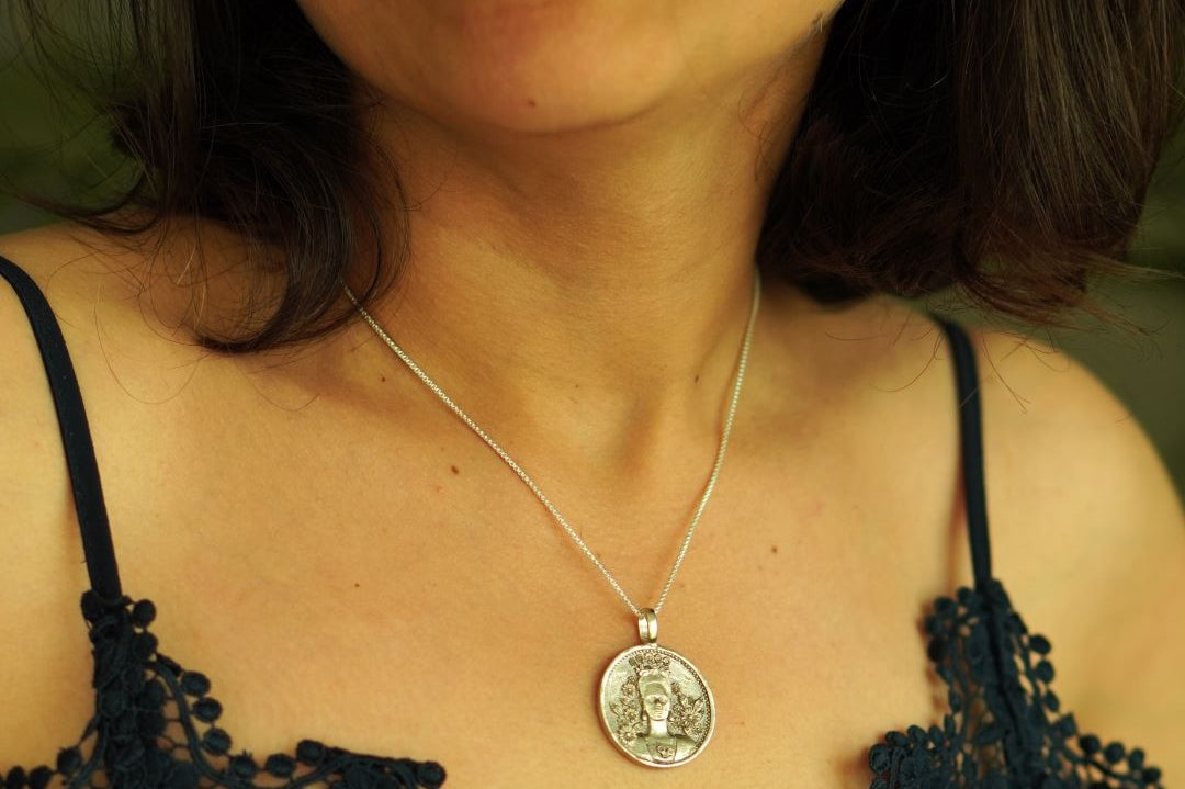 Frida Kahlo Coin Pendant - Quirksmith