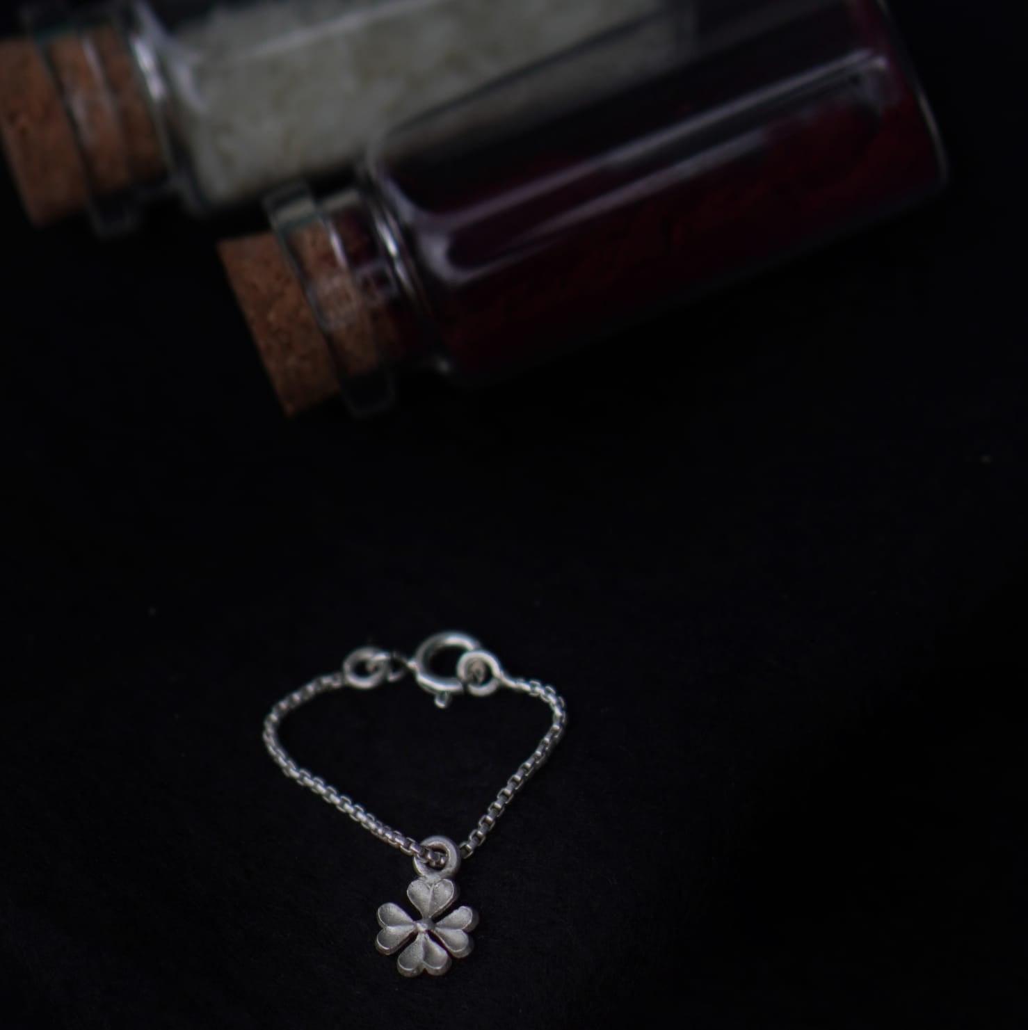 Clover Watch Charm Lumba - Quirksmith