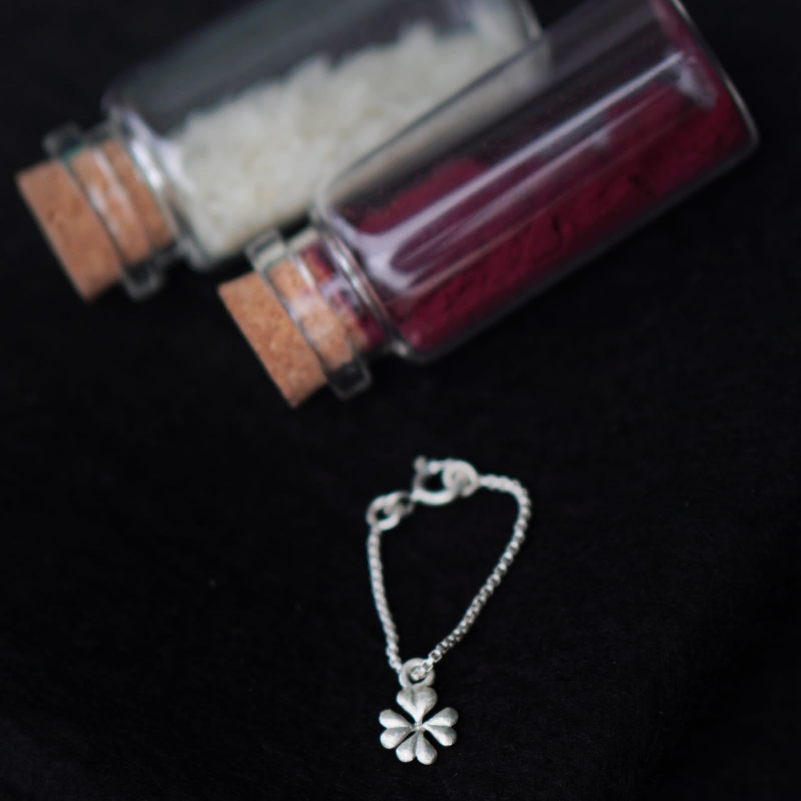 Clover Watch Charm Lumba - Quirksmith