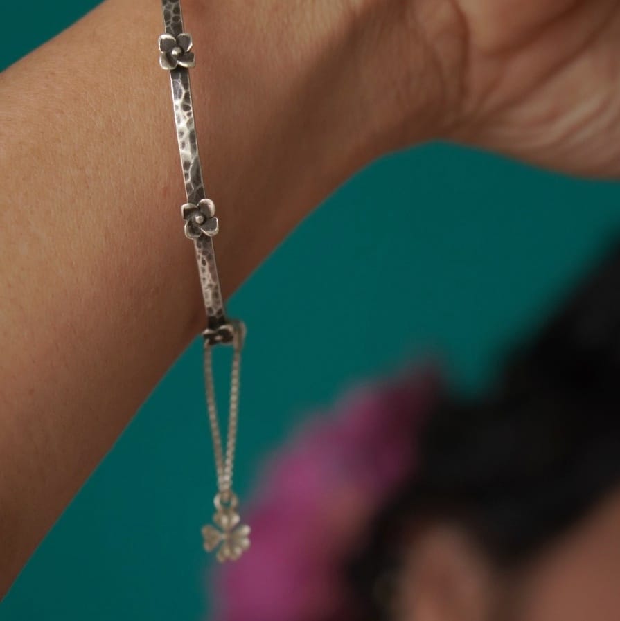 Clover Watch Charm Lumba - Quirksmith