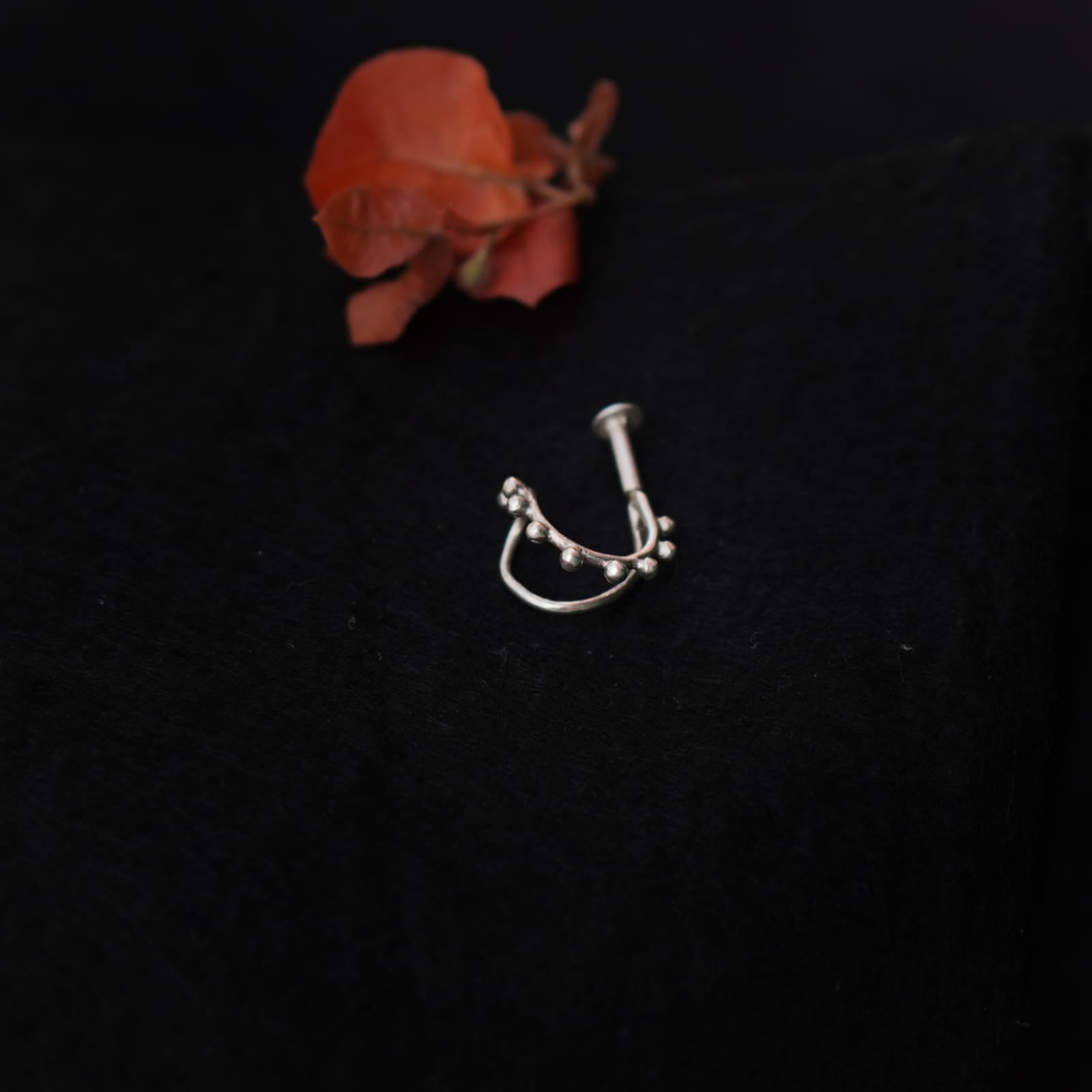 Double Hoop Nosepin Stud - Screw - Quirksmith