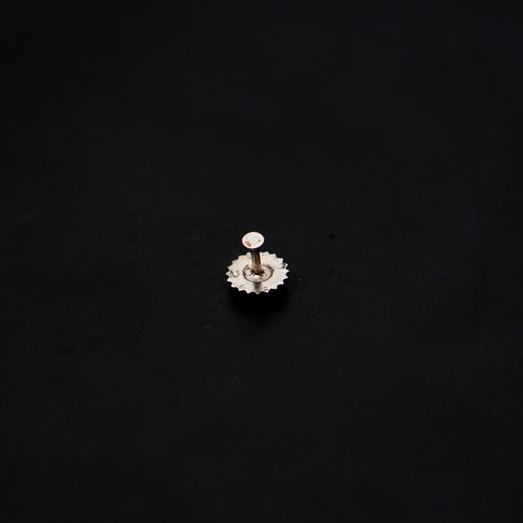 Gul Nosepin - Screw - Quirksmith