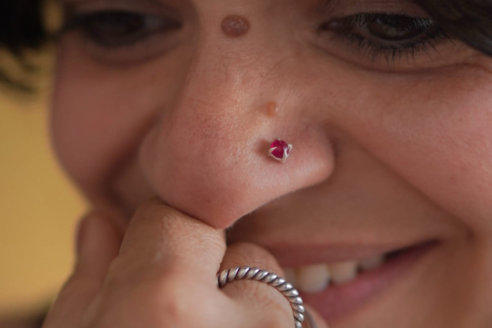 Gulabi Dot Nosepin Stud - Wire - Quirksmith