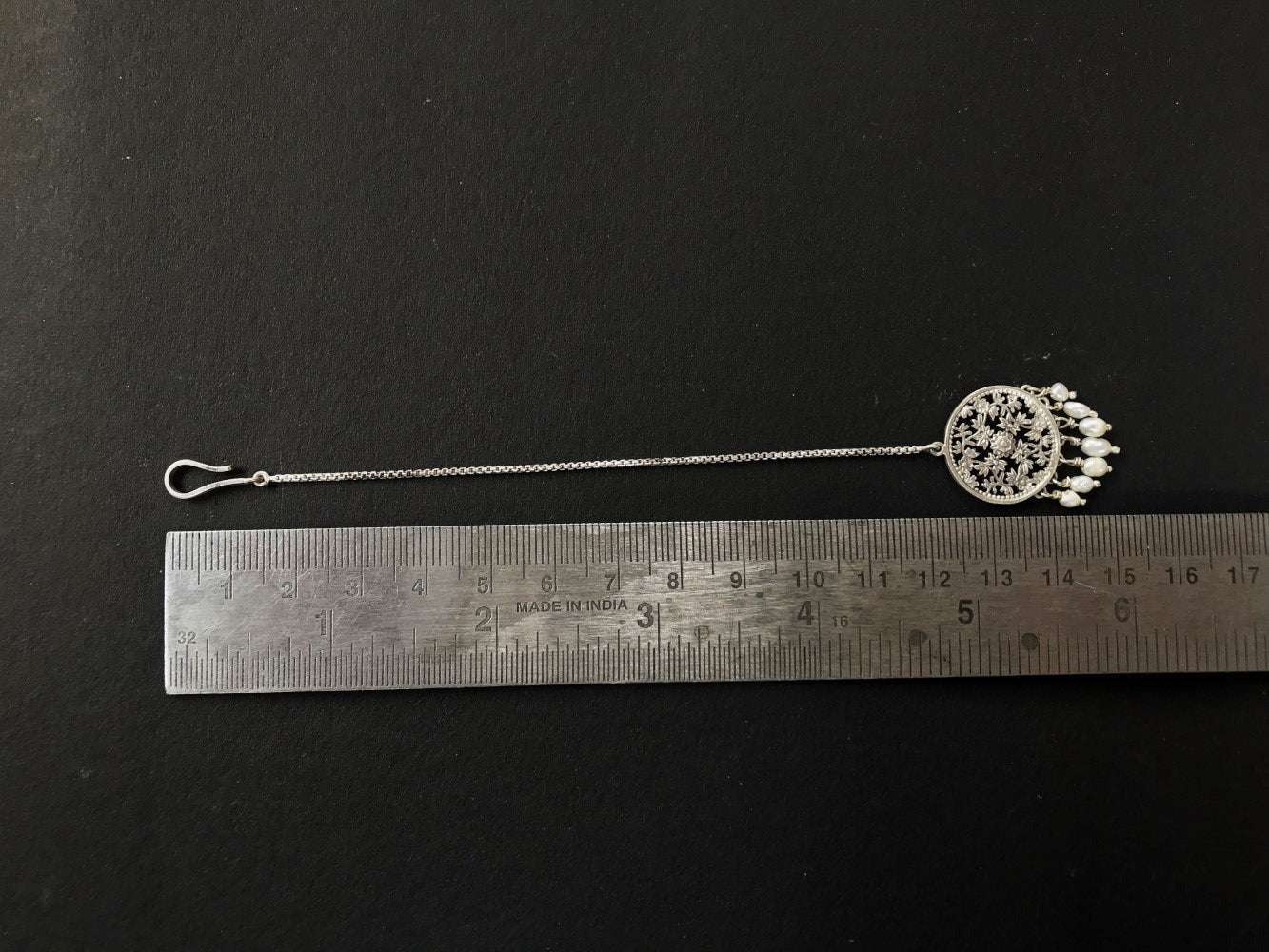 Gulistaan Jaali Maang Tikka - Quirksmith