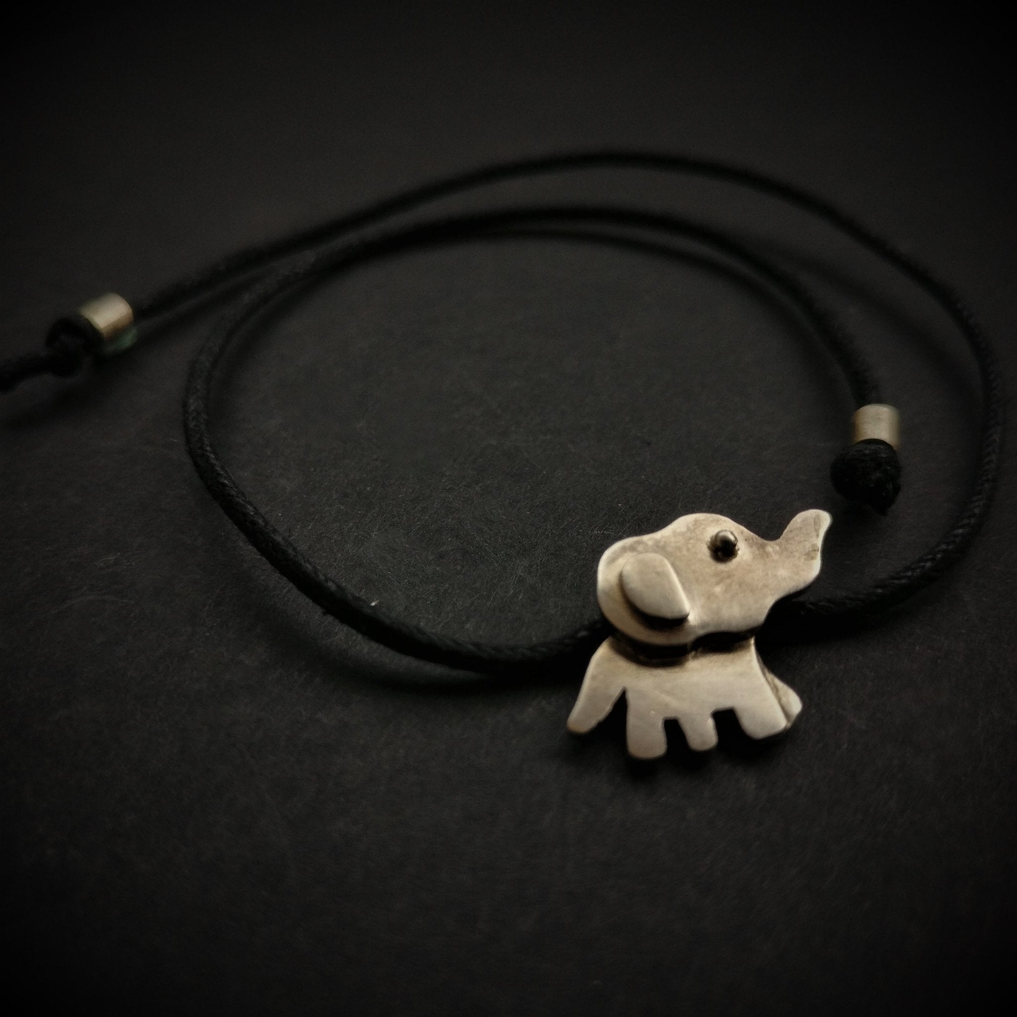 Haathi Nazarbattu (Nazariya) - String Tie - Quirksmith