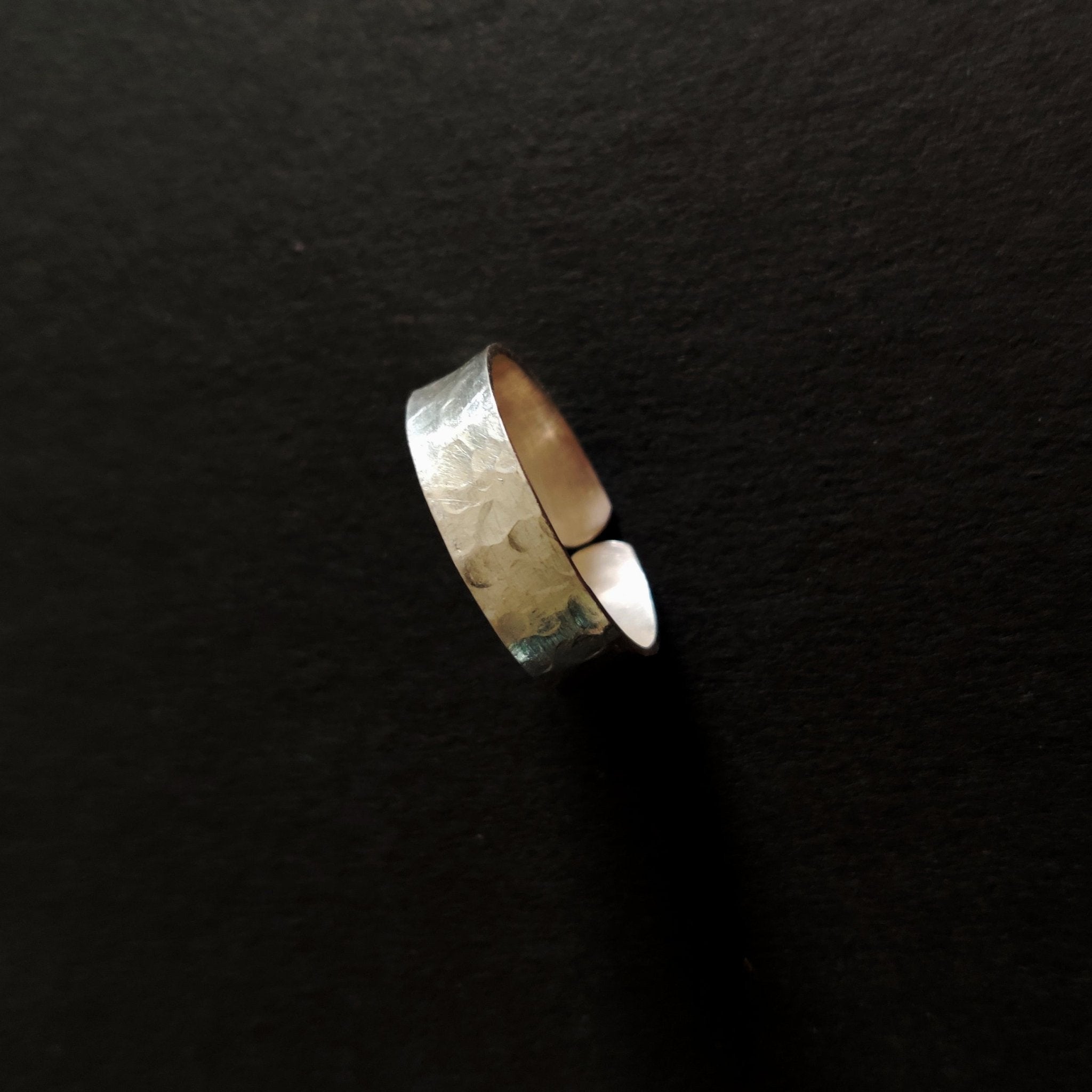 Hammered Finish Big Toe Ring - Single Piece - Quirksmith