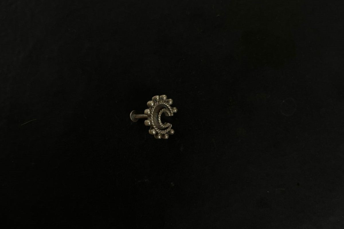 Horse Shoe Nosepin - Screw - Quirksmith