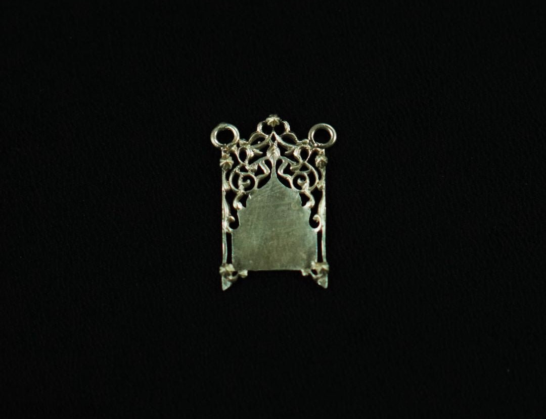 Jharokha Pendant - Without chain - Quirksmith