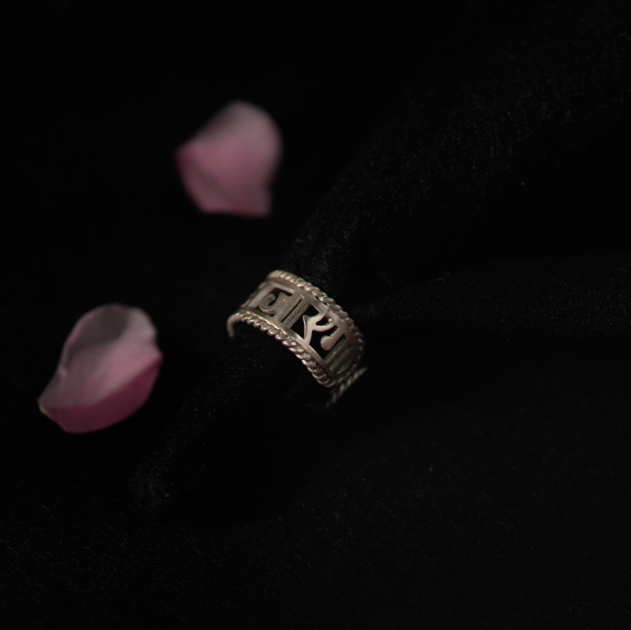 Kabir Vaani Thumb Ring - Quirksmith