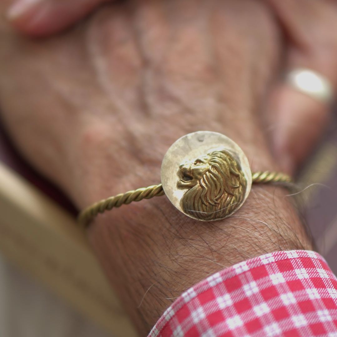 Quirksmith Leo Bracelet | Silver & Brass Kada with Zodiac Symbol