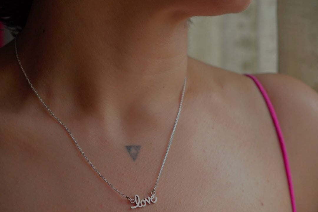 Love Necklace (Silver) - Quirksmith