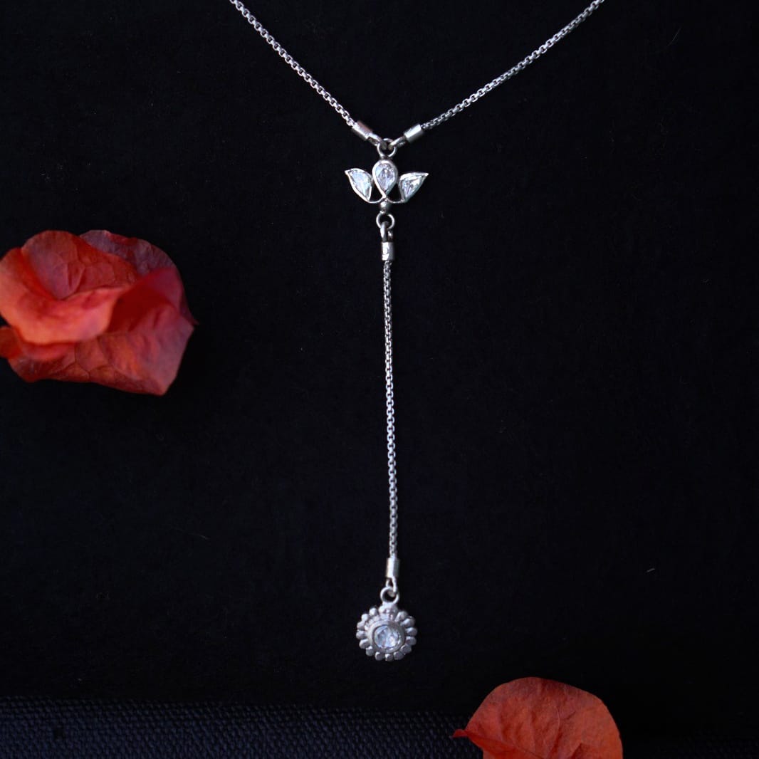 Mehtab Drop Necklace - Quirksmith