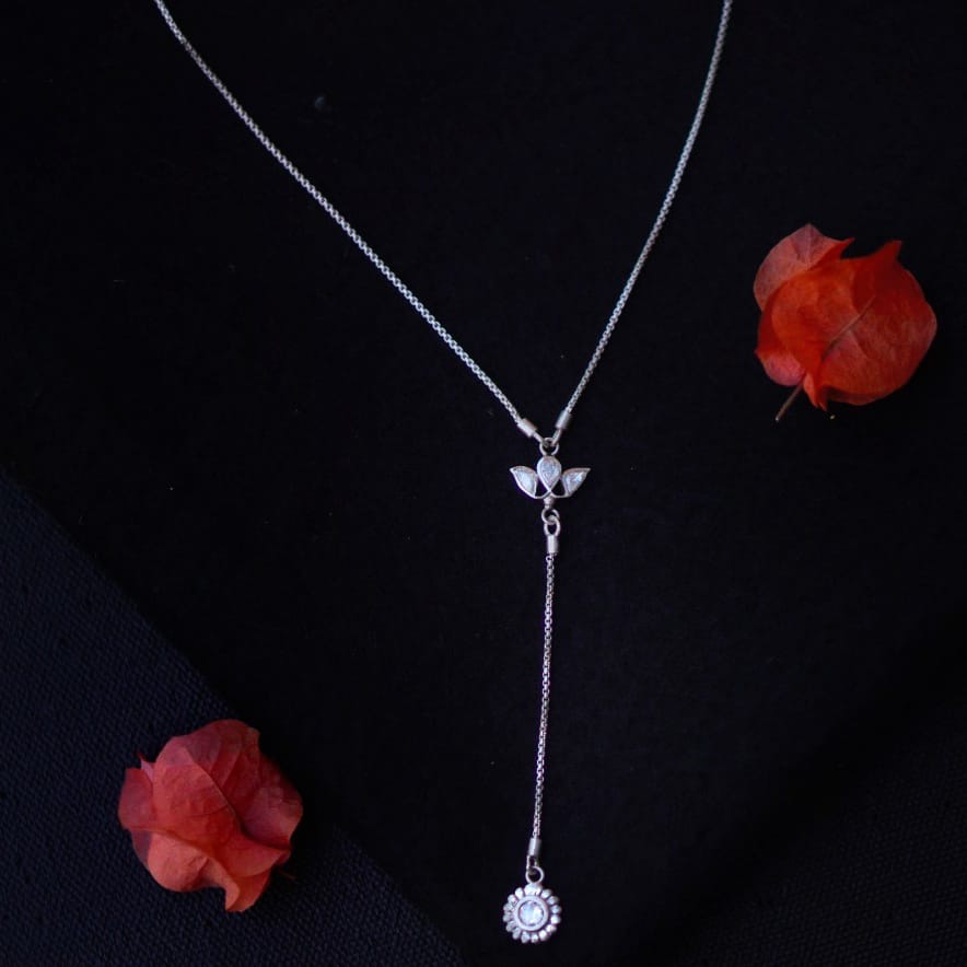 Mehtab Drop Necklace - Quirksmith