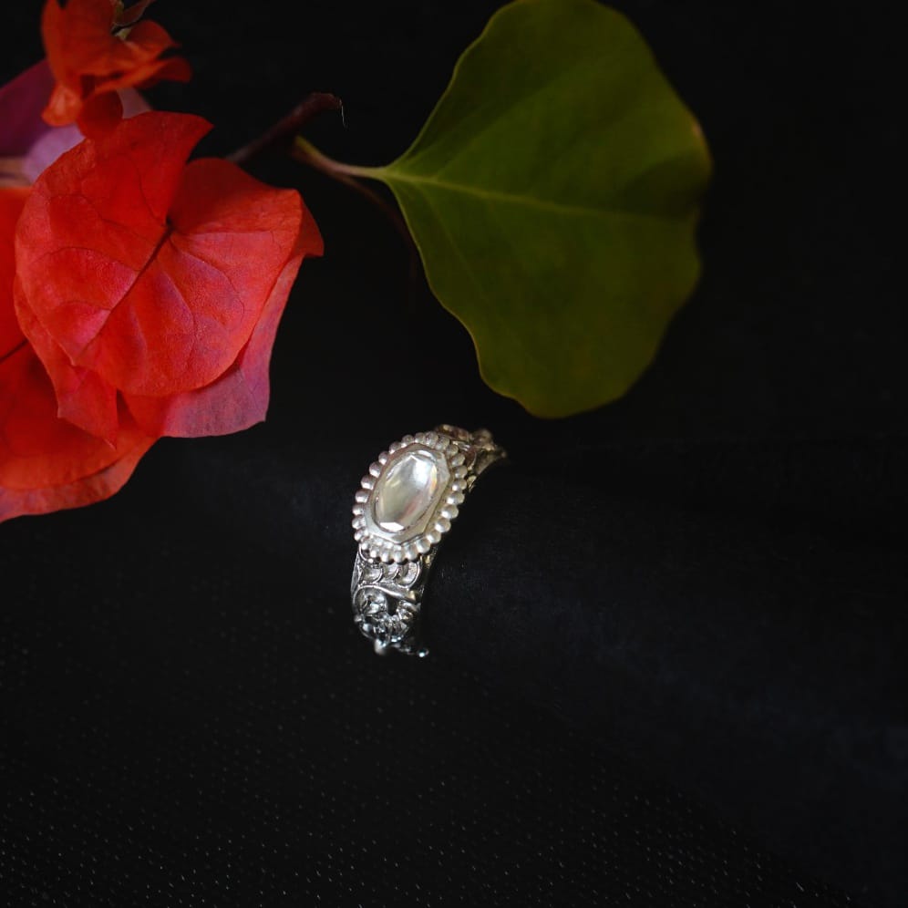 Mehtab Nakshi Ring - Small to Medium - Quirksmith