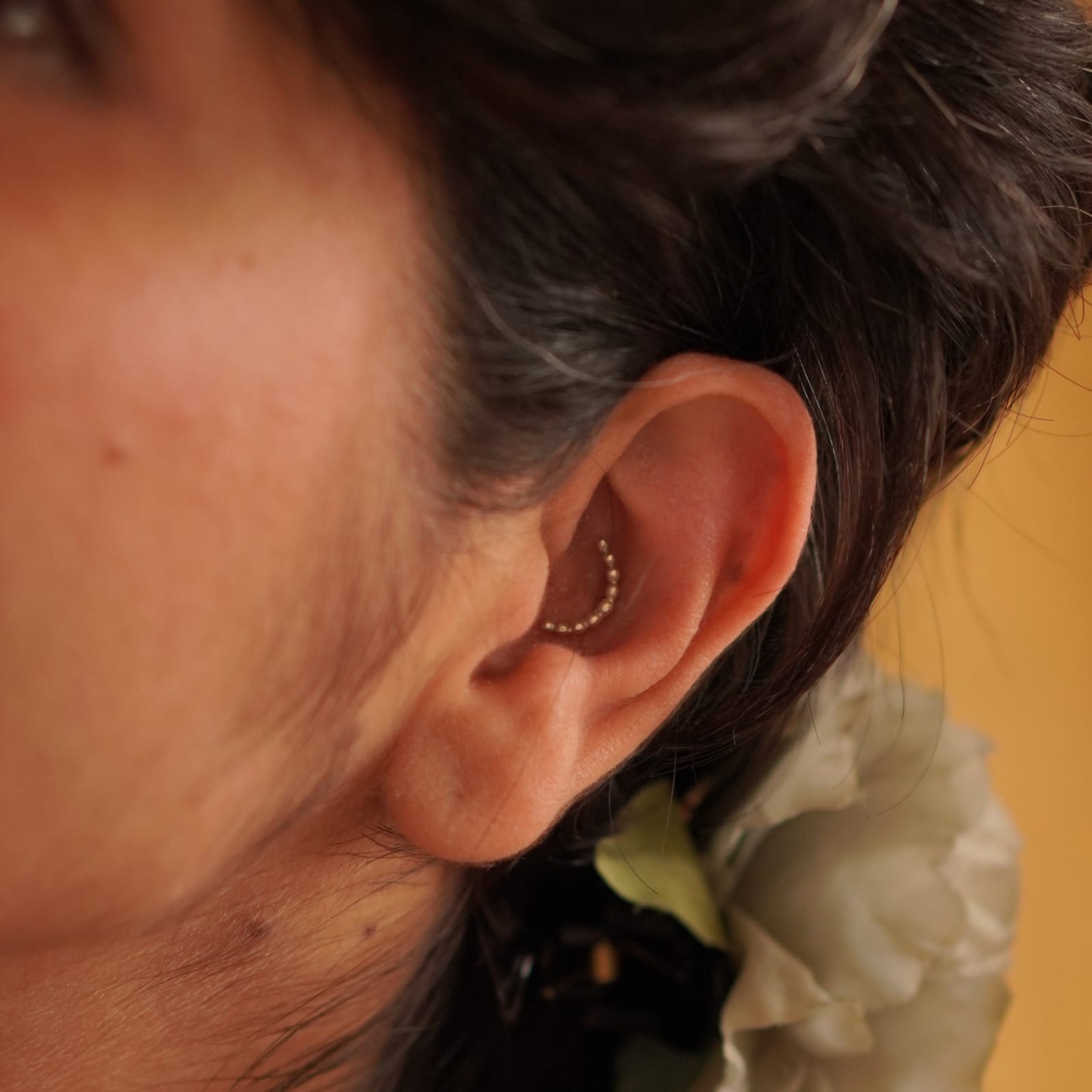 Muskaan Dot Nosepin Stud-Wire - Quirksmith