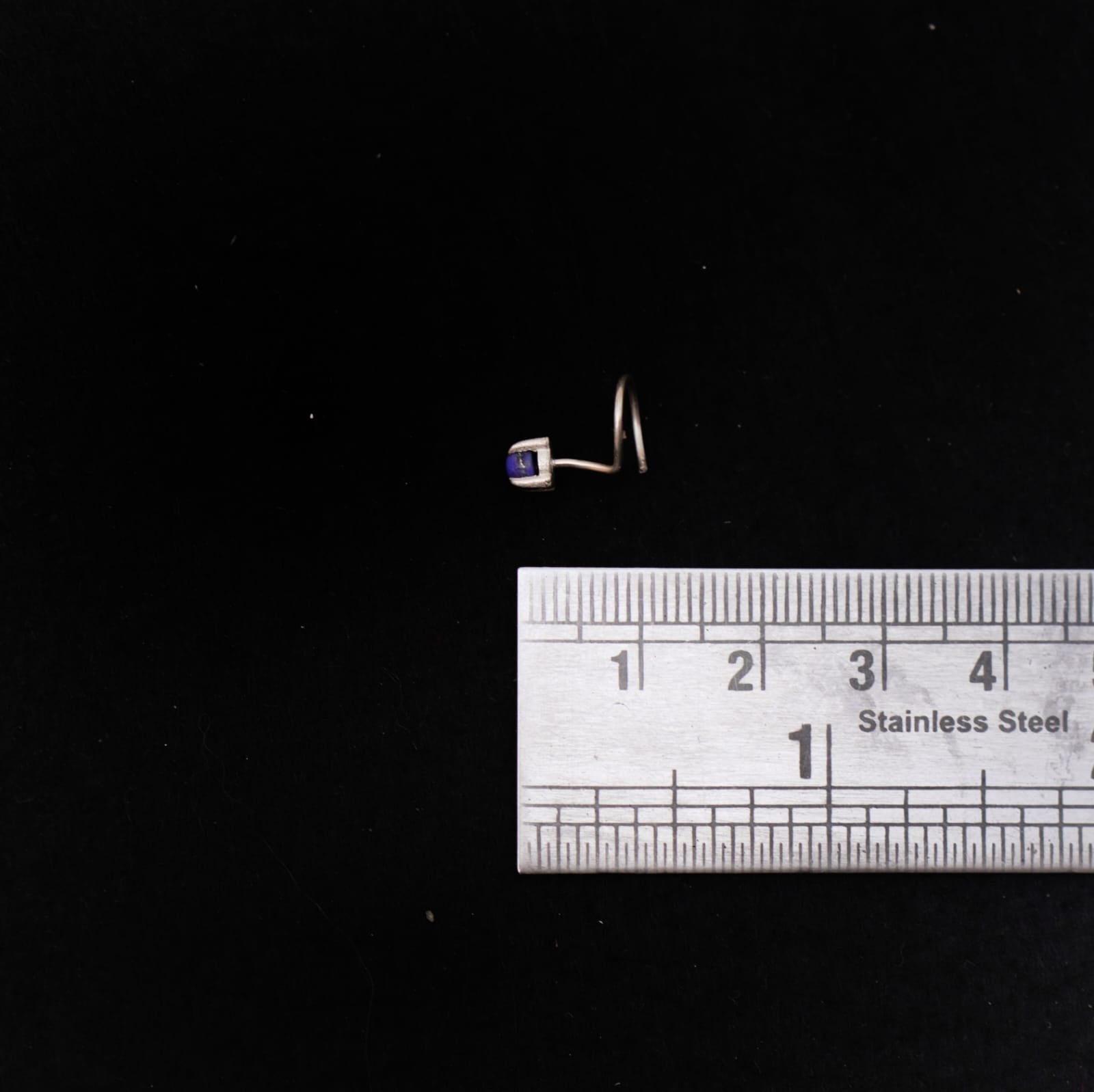 Nila Dot Nosepin Stud - Wire - Quirksmith