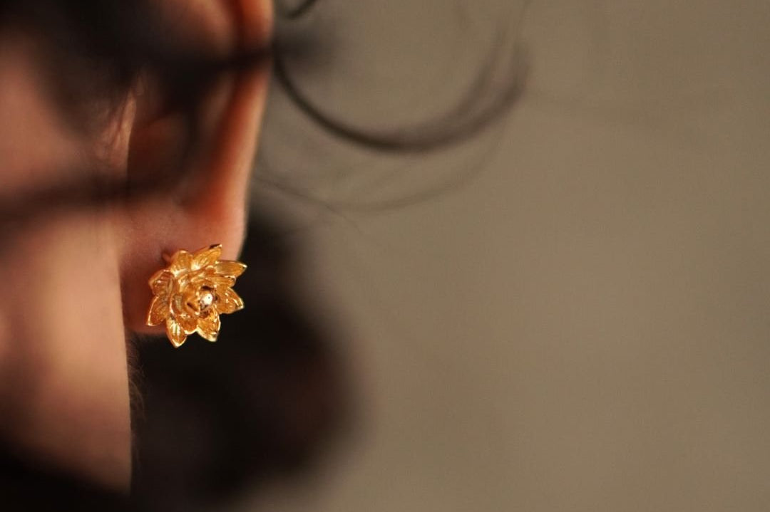 Niloufer Stud Earrings - Quirksmith