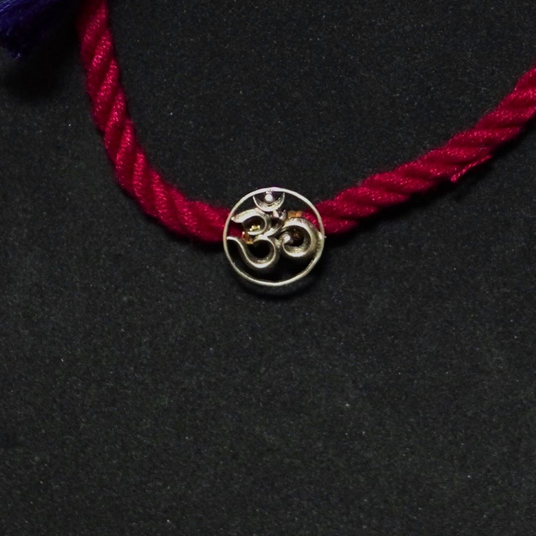 Om Rakhi - Quirksmith