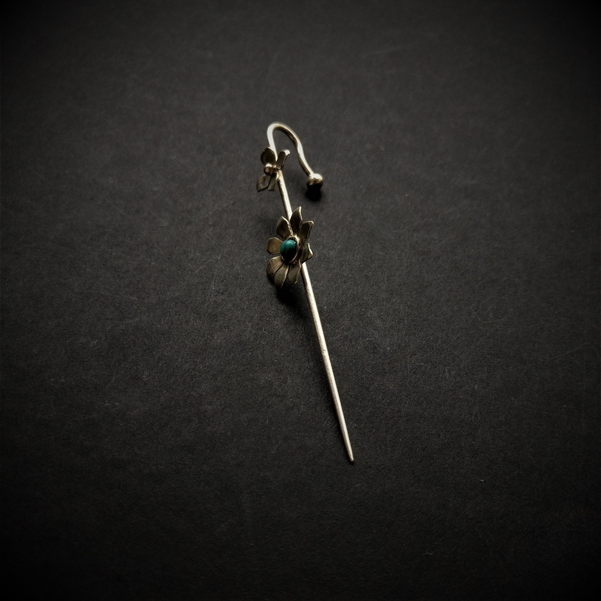 Phool Teeli Earcuff - Single Piece - Quirksmith