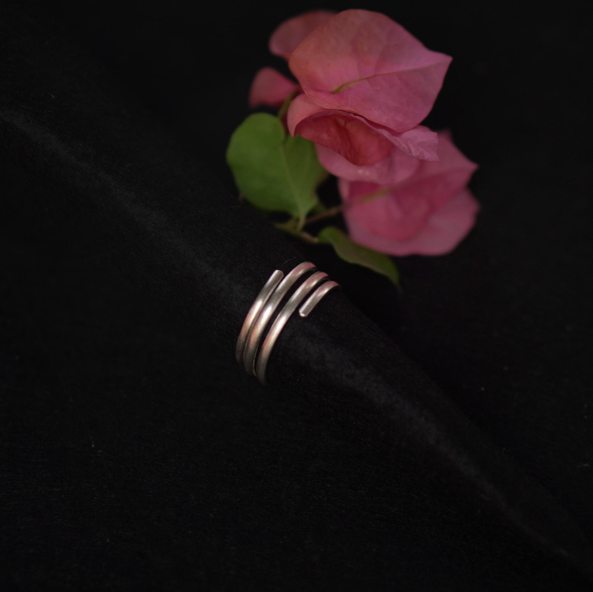 Simple Spiral Big Toe Ring - Single Piece - Quirksmith