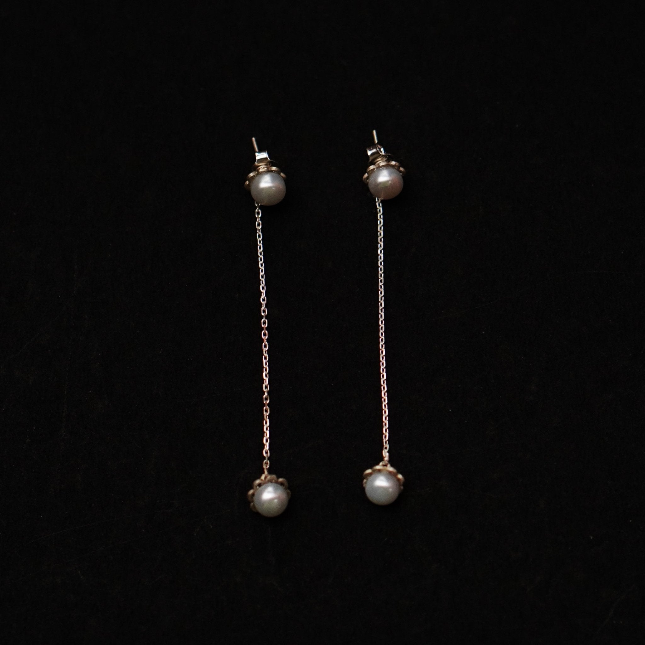 Simply Pearl Danglers - Quirksmith