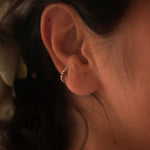 Sleek Dot Nosepin Stud - Quirksmith