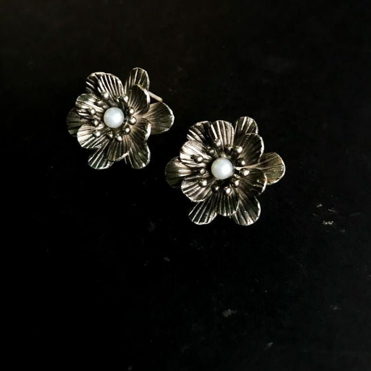 Spring Floral Studs with Pearl - Quirksmith