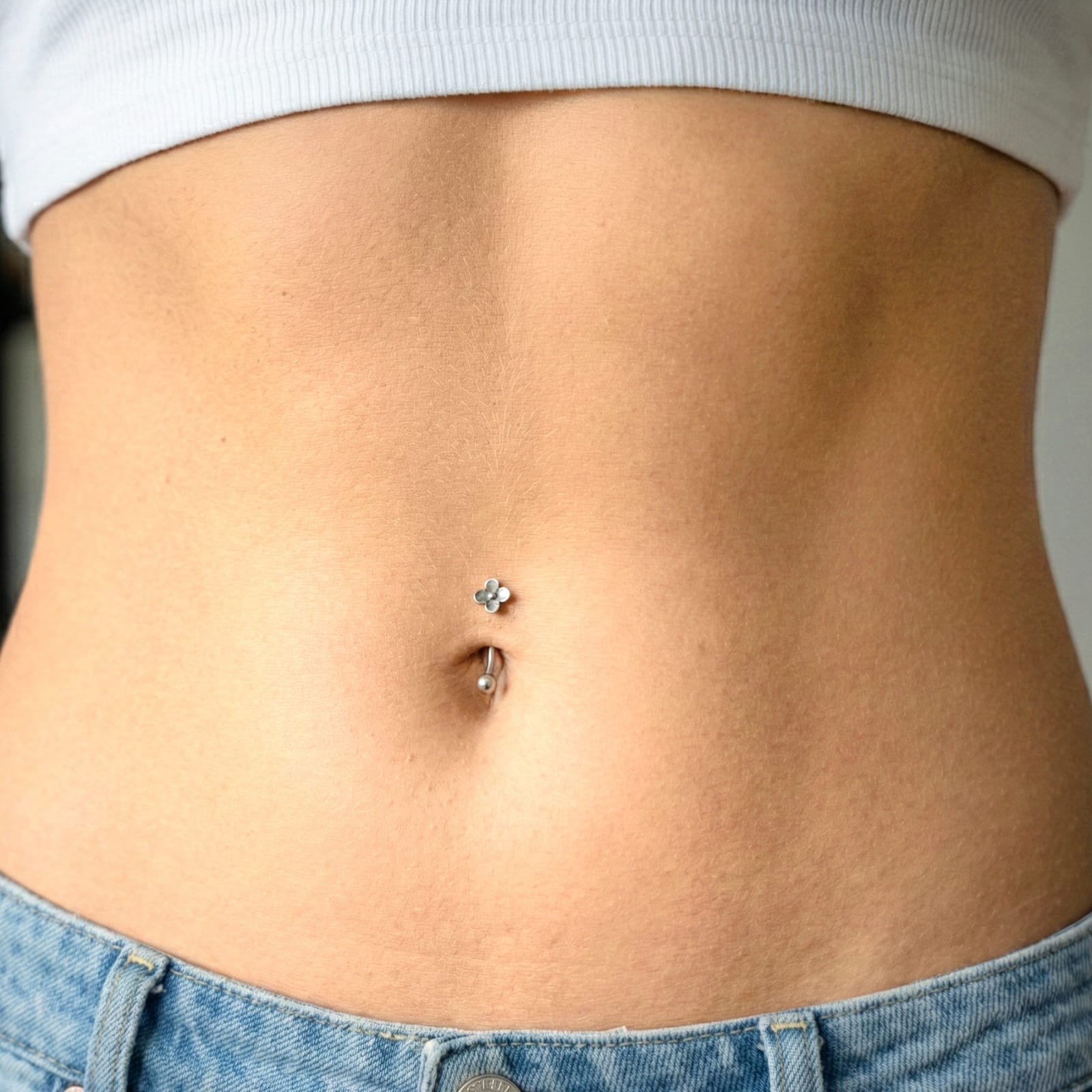 Tiny Flower Belly Ring - Single Piece - Quirksmith